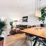 Stilvolle 4-Raumwohnung im Zentrum von Dresden