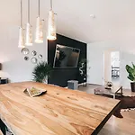 Stilvolle 4-Raumwohnung im Zentrum von Dresden