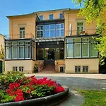 Ferienwohnungen Villa Haniel Paul