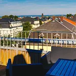 Ryde & Hyde Budget Hotel