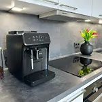 Neu & Schick: Kueche Inkl. Kaffee