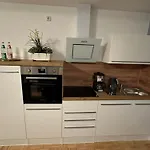 Wohnung Im Zentrum Der Dresdner Neustadt Mit Aussenstellplatz
