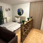Wohnung Im Zentrum Der Dresdner Neustadt Mit Aussenstellplatz