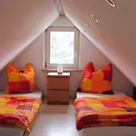 Ferienwohnung Im Gruenen Von Dresden