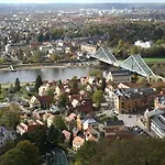 Villa Elsa im Denkmalschutzgebiet Dresden-Blasewitz mit Garten