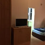 Zimmerfrei-Dresden Mit Bad-Minikuche Self Check In 24-7
