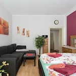Ferienwohnung Residenz bis 6 Gäste , Ferienwohnung Dresden bis 4 Gäste, Ferienwohnung Elbflorenz bis 2 Gäste