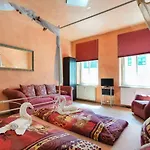 Ferienwohnung Residenz bis 6 Gäste , Ferienwohnung Dresden bis 4 Gäste, Ferienwohnung Elbflorenz bis 2 Gäste