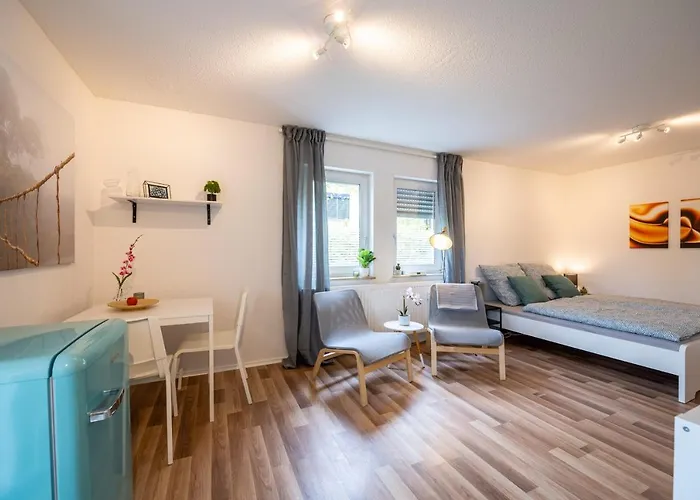 EG Wohnung, zentral, TOP Anbindung, mit großer Terrasse
