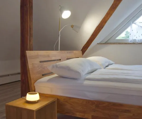 Apartment Traumzeit Mit Balkon In Vorstadtvilla