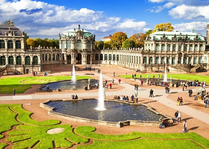 Dresden Am See/ Suite Mit Einem Schlafzimmer, Kueche & Balkon