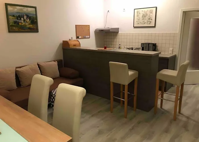 Modern Apartment, Randneustadt With Great Connections