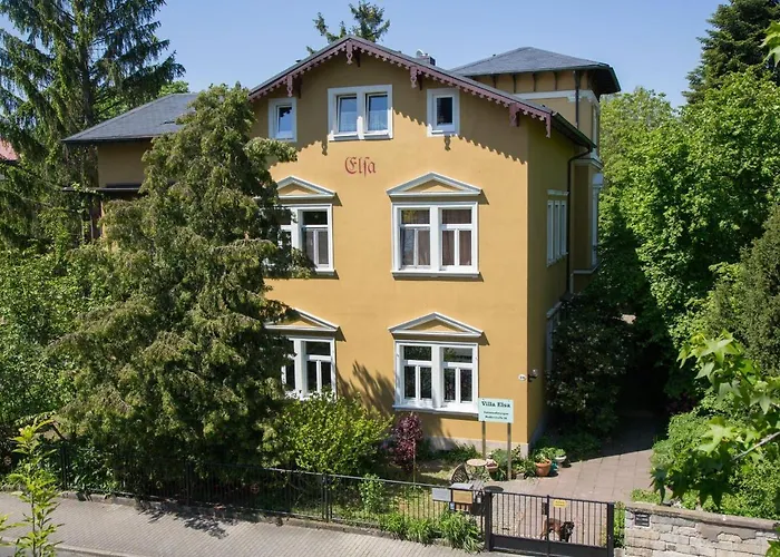 Villa Elsa im Denkmalschutzgebiet Dresden-Blasewitz mit Garten