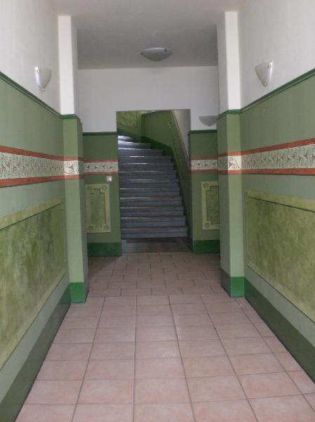 3-raum-fewo-dresden-zentrum-balkon-blick-auf-altstadt-l10 Appartement *