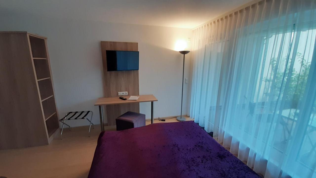 Am Schillergarten Apartment
