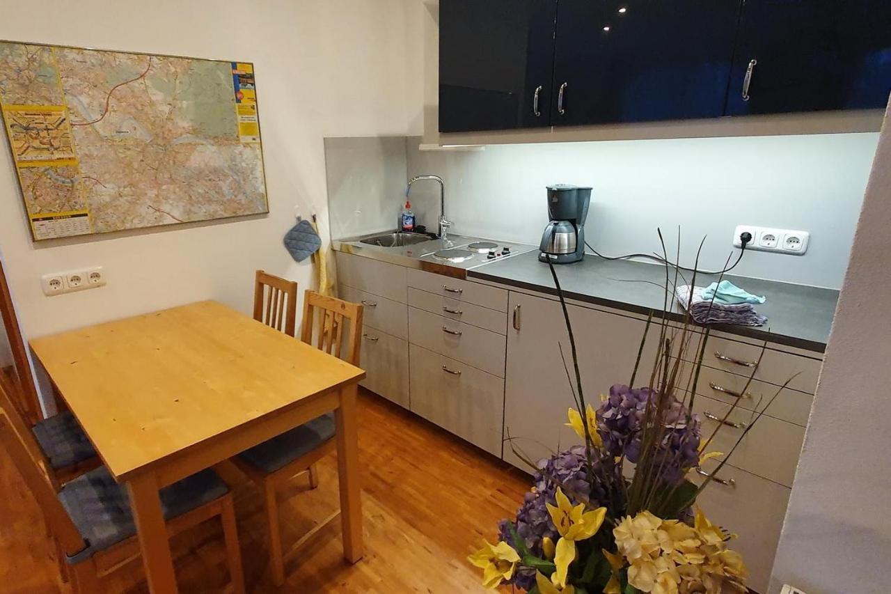 Campus Alexander Apartment
