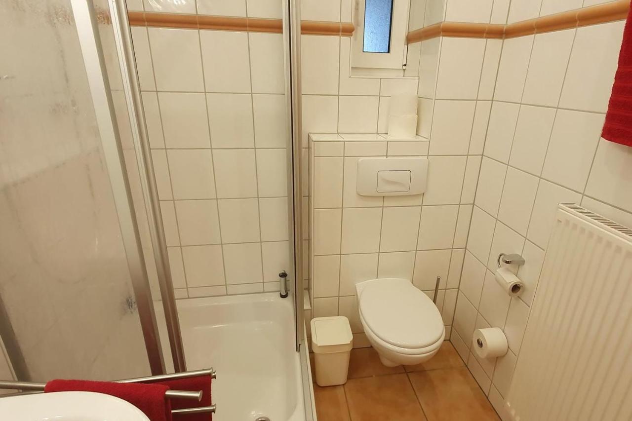 Apartment Campus Alexander *