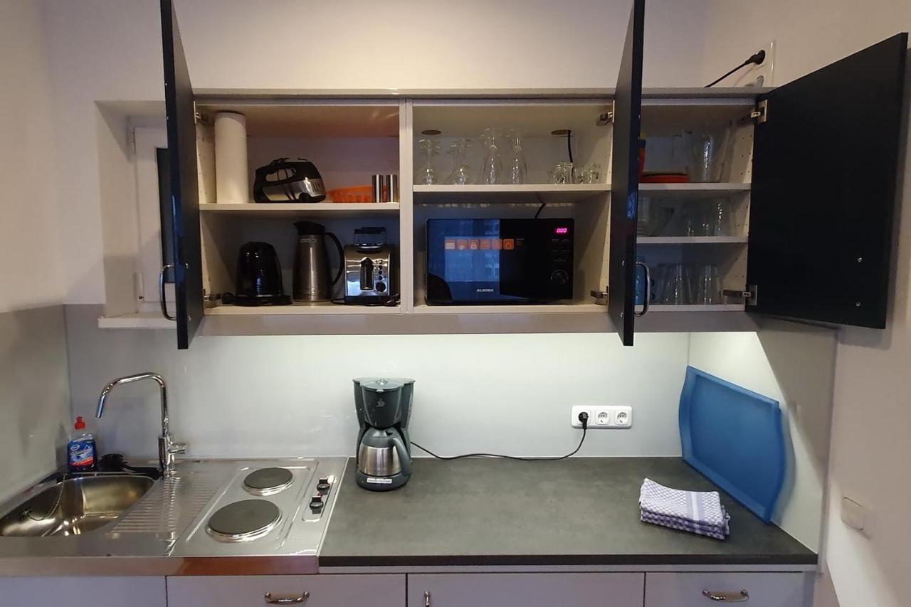 Campus Alexander Apartment *