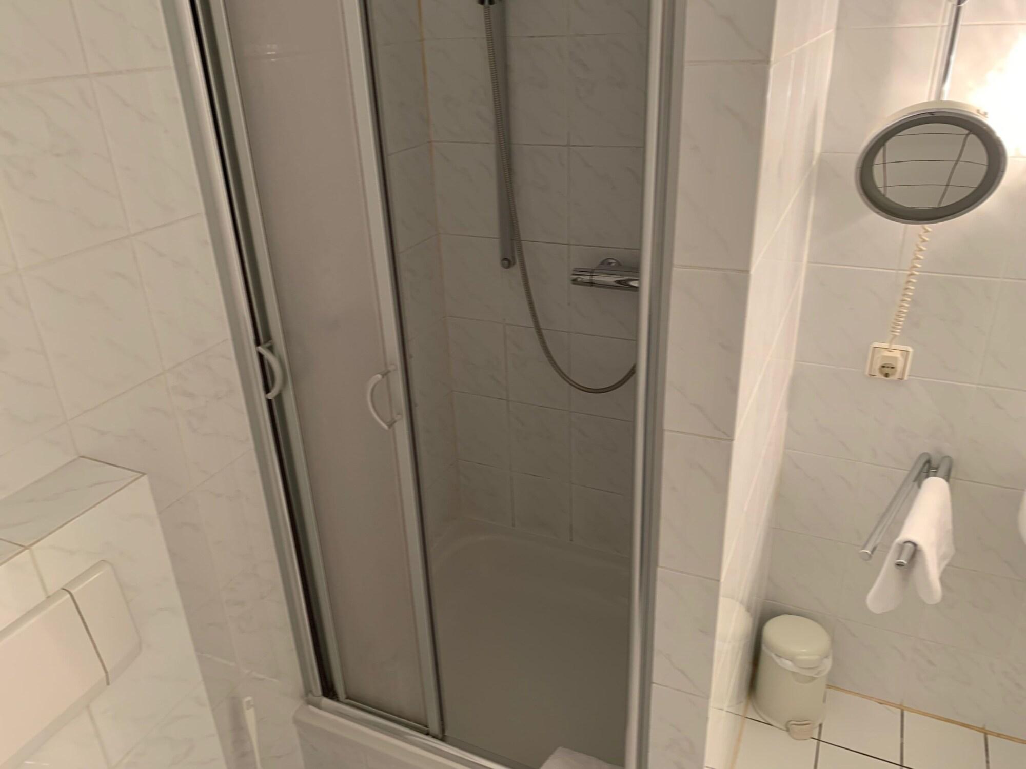 Windsor Hotel 3*