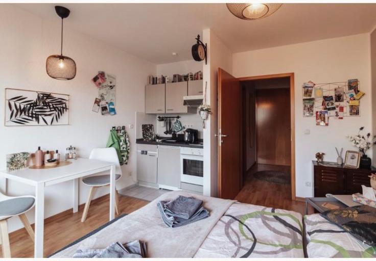 Kleine „louise“ In Der Neustadt Mit Tiefgarage Dresden