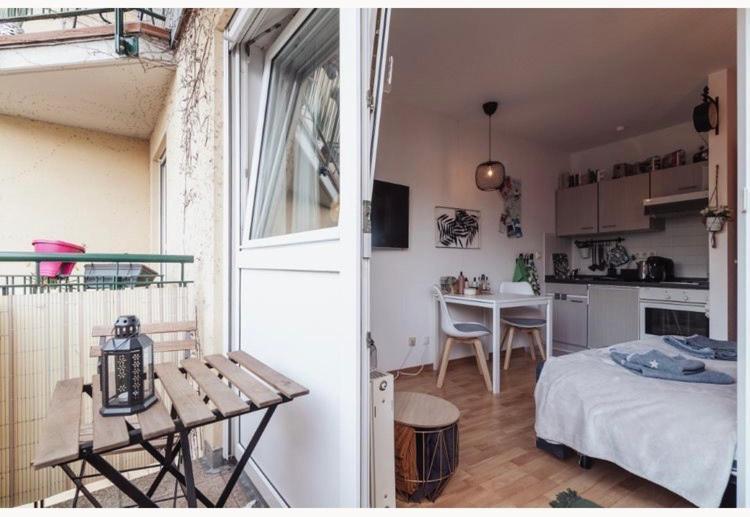 Apartment Kleine „louise“ In Der Neustadt Mit Tiefgarage Dresden
