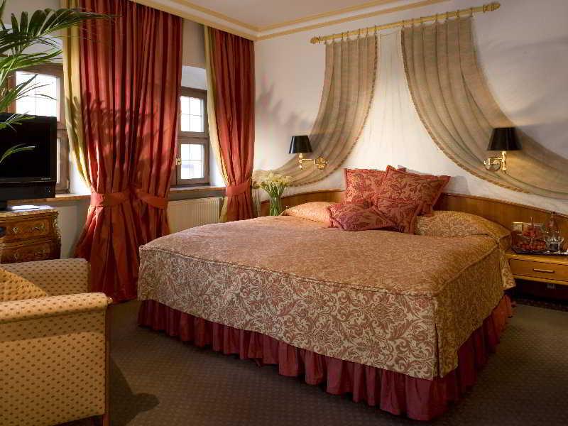 Hotel Romantik Buelow Residenz 4*