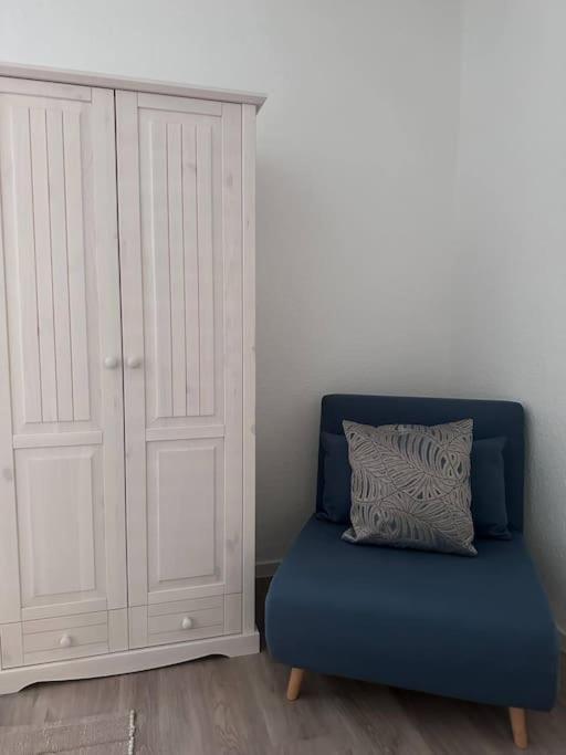 Cozy Mit Balkon I Wlan Apartment
