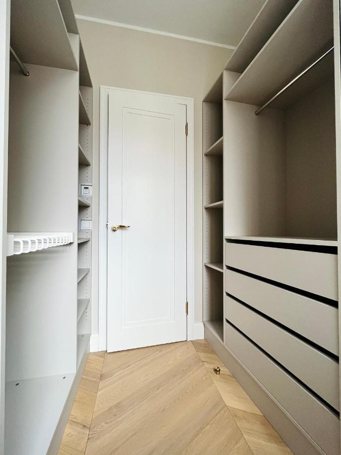 Luxury / 3-raum-suite An Der Frauenkirche / 6 Appartement Dresden