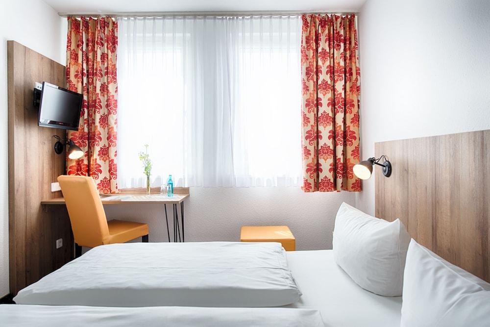 Achat Altstadt Hotel 3*