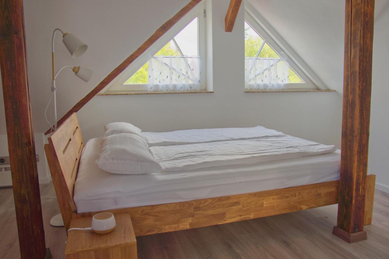 Apartment Traumzeit Mit Balkon In Vorstadtvilla *