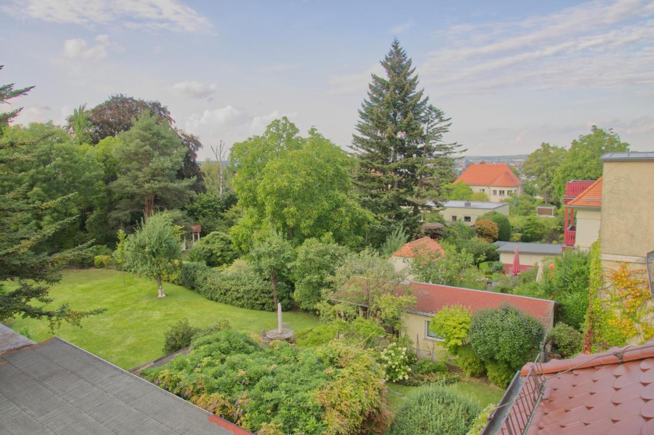 Traumzeit Mit Balkon In Vorstadtvilla Apartment