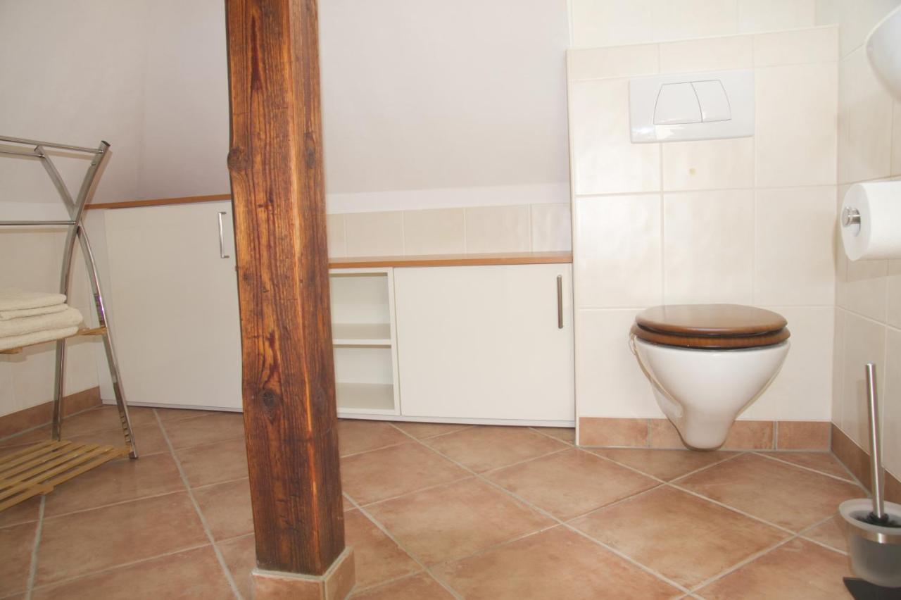 Apartment Traumzeit Mit Balkon In Vorstadtvilla *