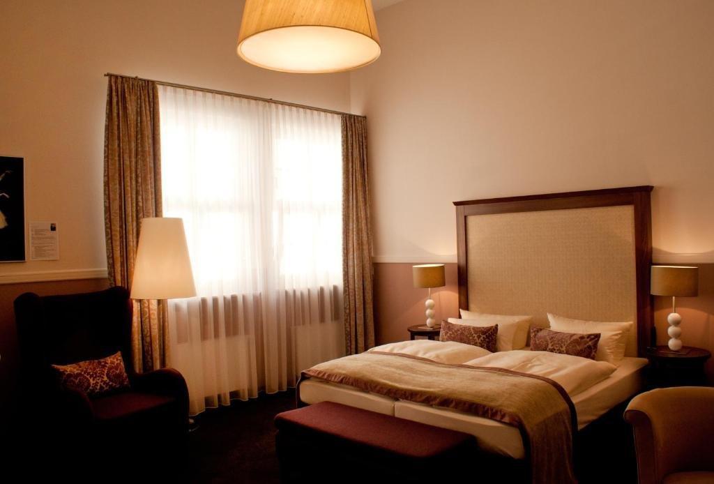 Aparthotel Am Schloss 4*