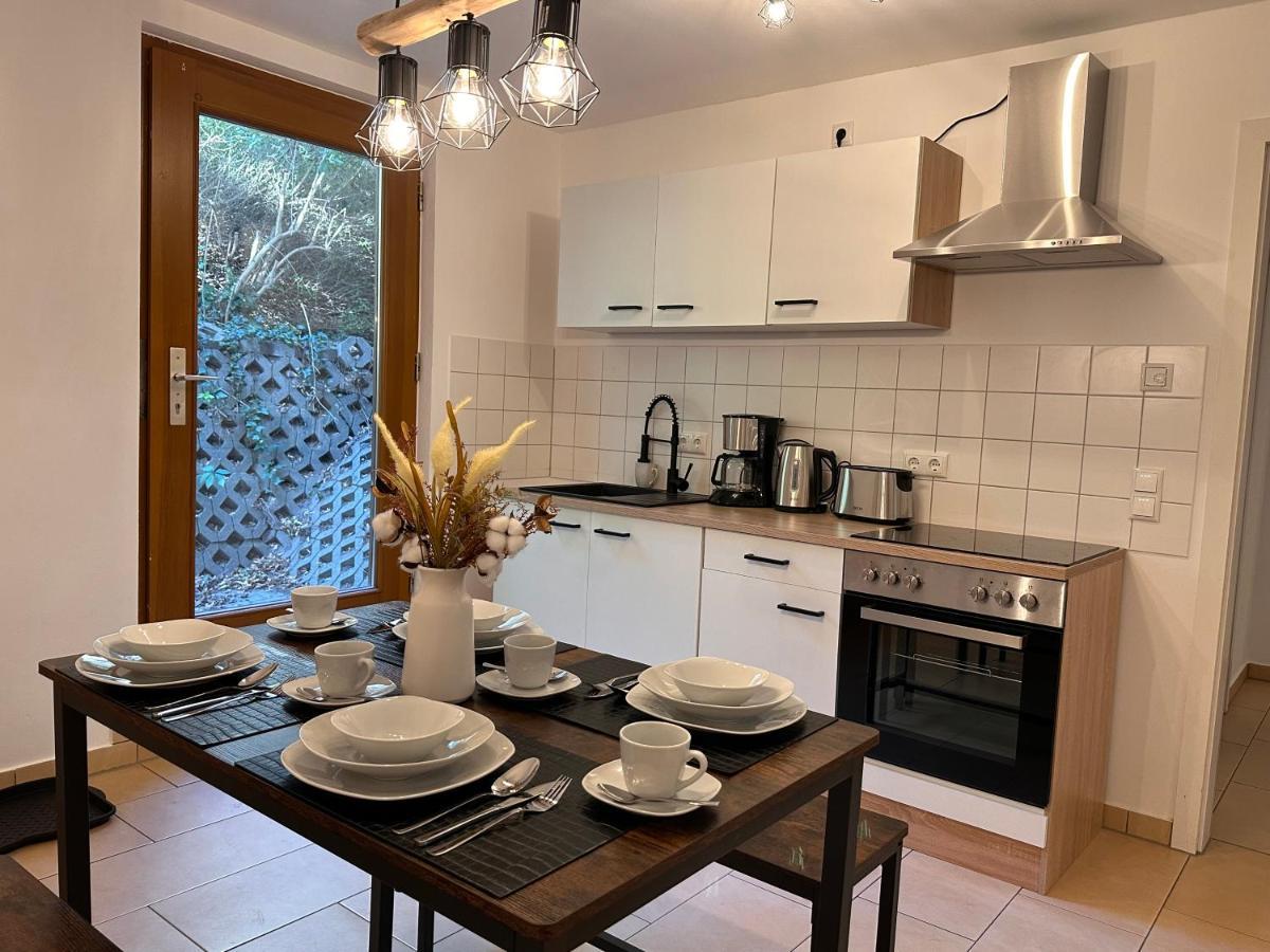 Neu* 4+1 Personen, Zentrumsnah,ebk, Stellplatz Apartment *