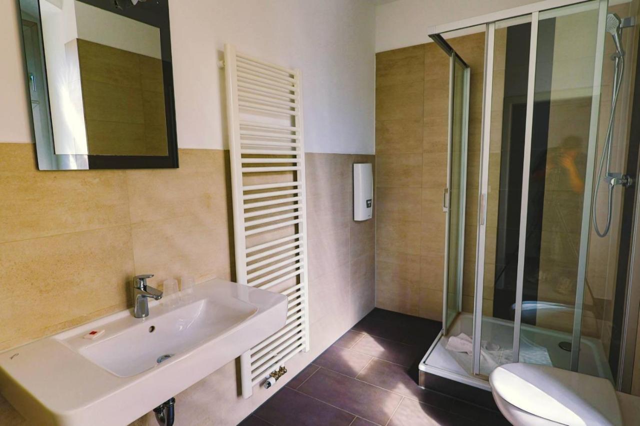 Hotel Ryde & Hyde Budget *