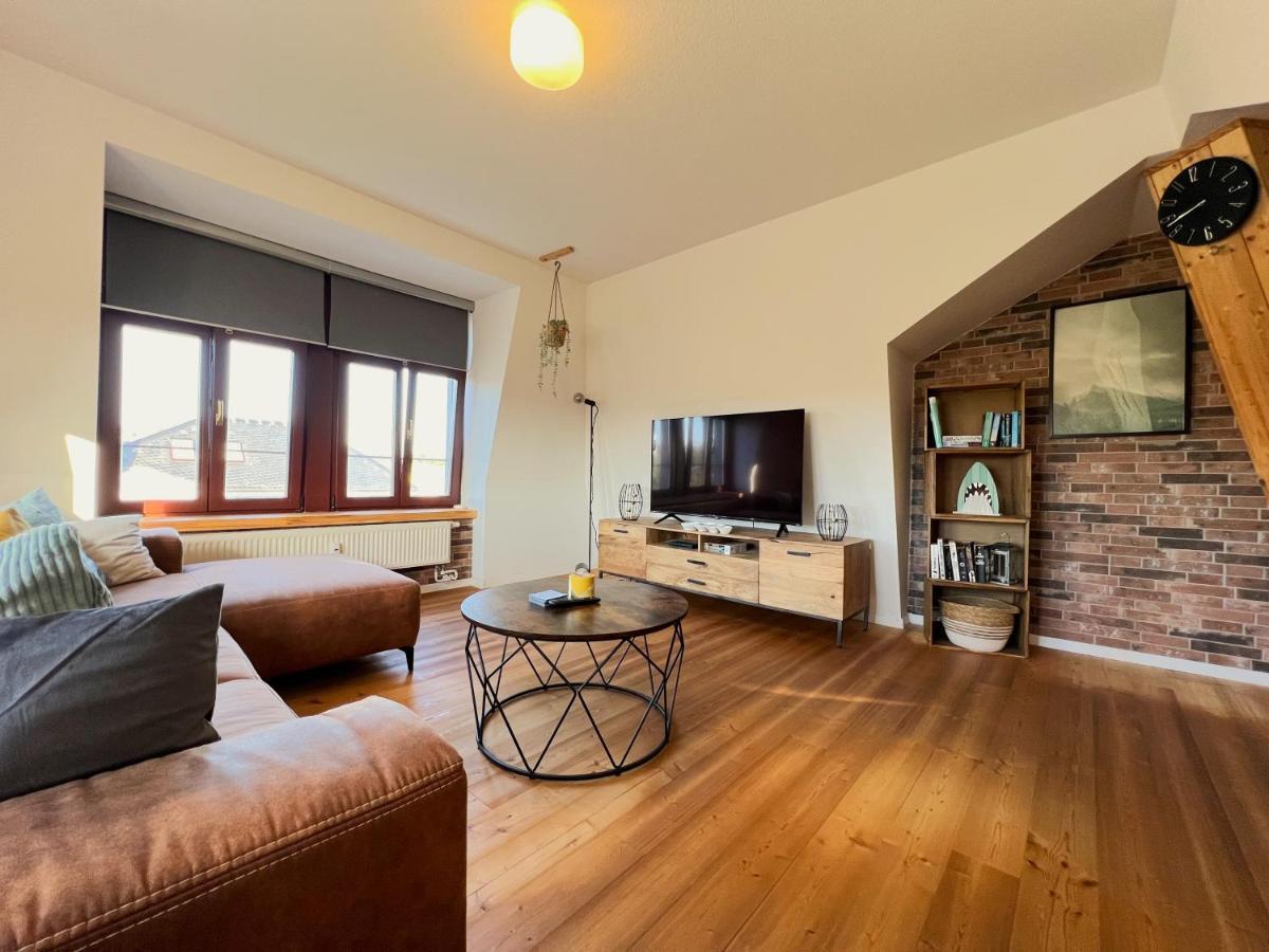 Apartment Cozy Near Center By R&l
