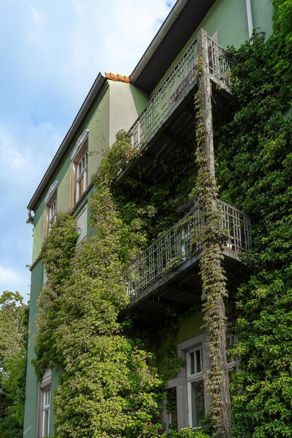 Schloss - An Der Uni - Klinik Apartment *