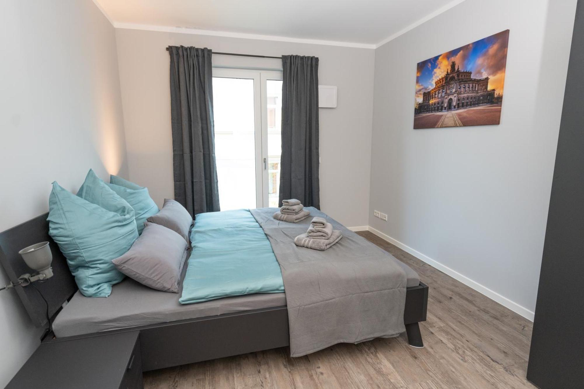 Supreme Dream Mit Terrasse Und Parkplatz - 110m² Dresden