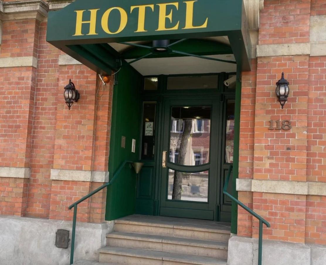 Amadeus Hotel