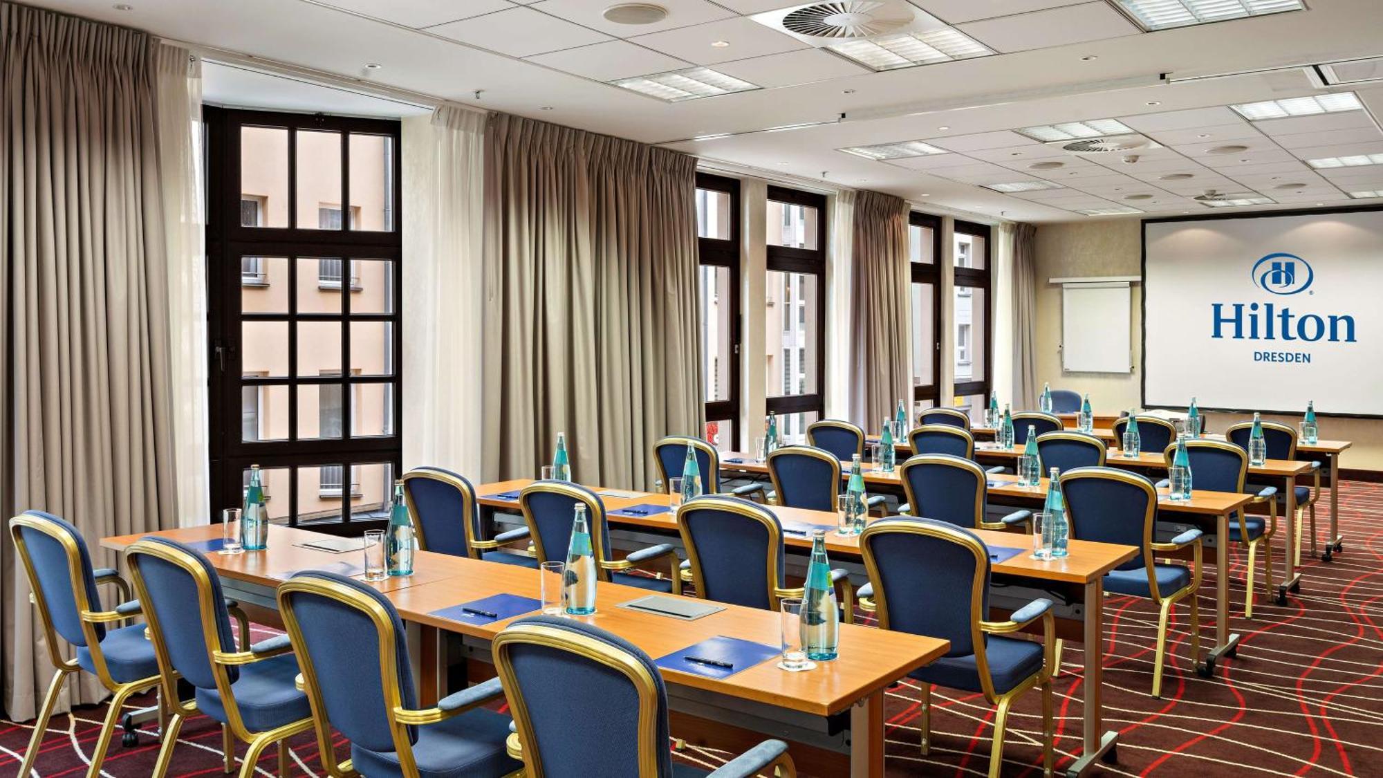 Hilton An Der Frauenkirche 4* Dresden