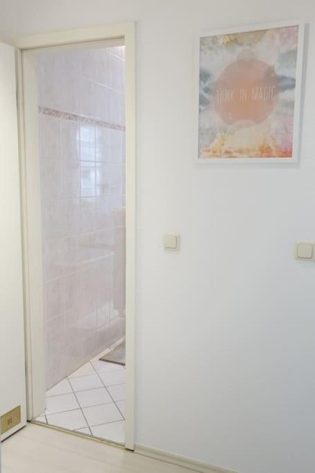 Apartment Cosy With Kitchen&netflix In Neustadt