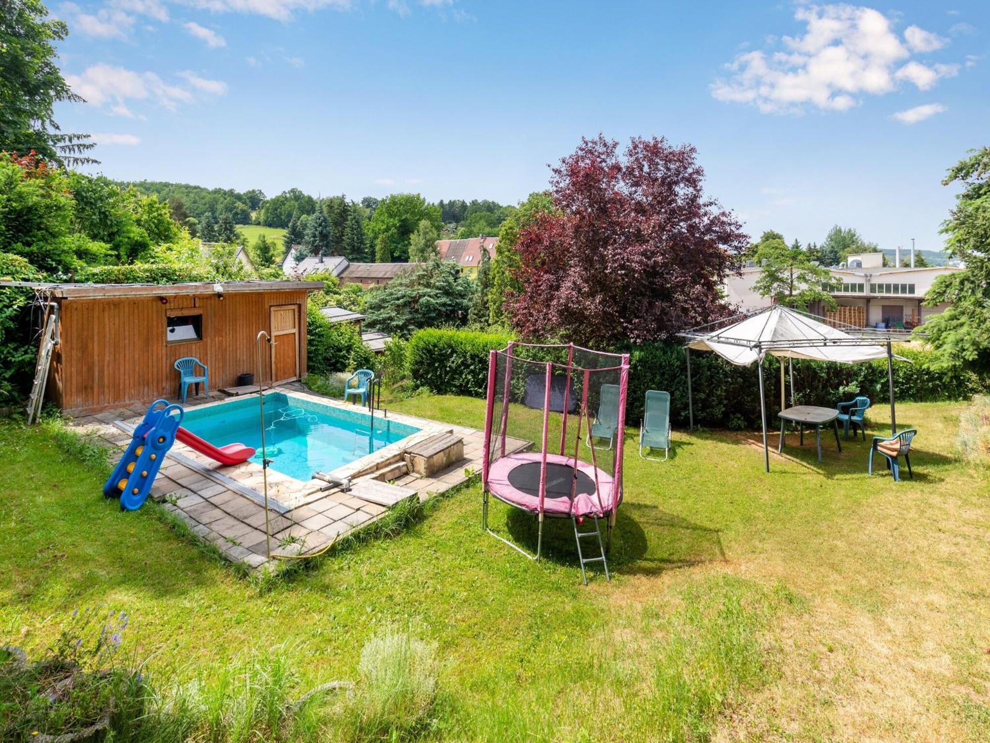 Cosy In With Balcony And Swimming Pool