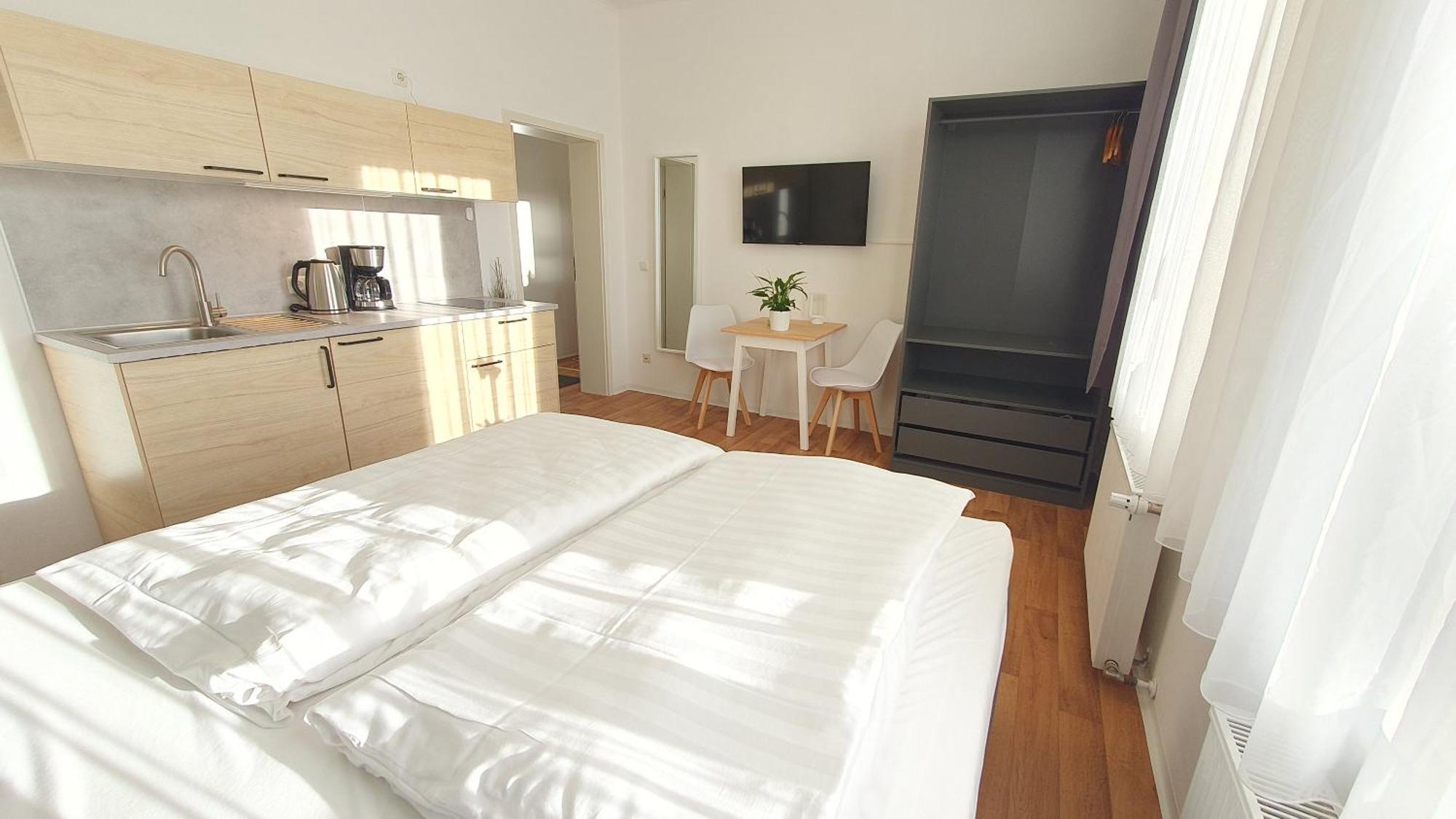 Aparthotel Good Mit Kostenlosen Parkplaetzen