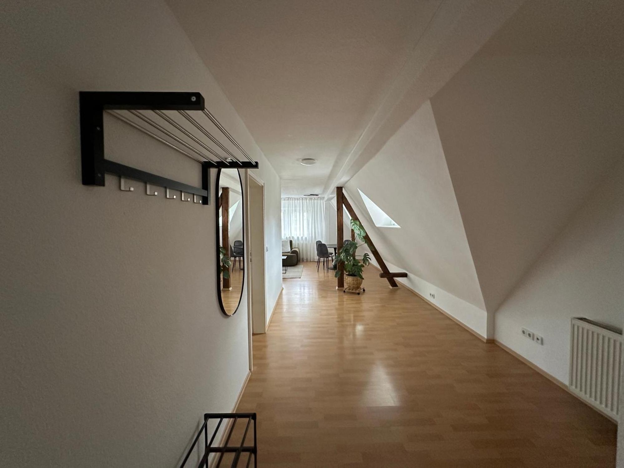 Modernes Familienapartment Mit Parkplatz Nahe Grosser Garten Apartment *