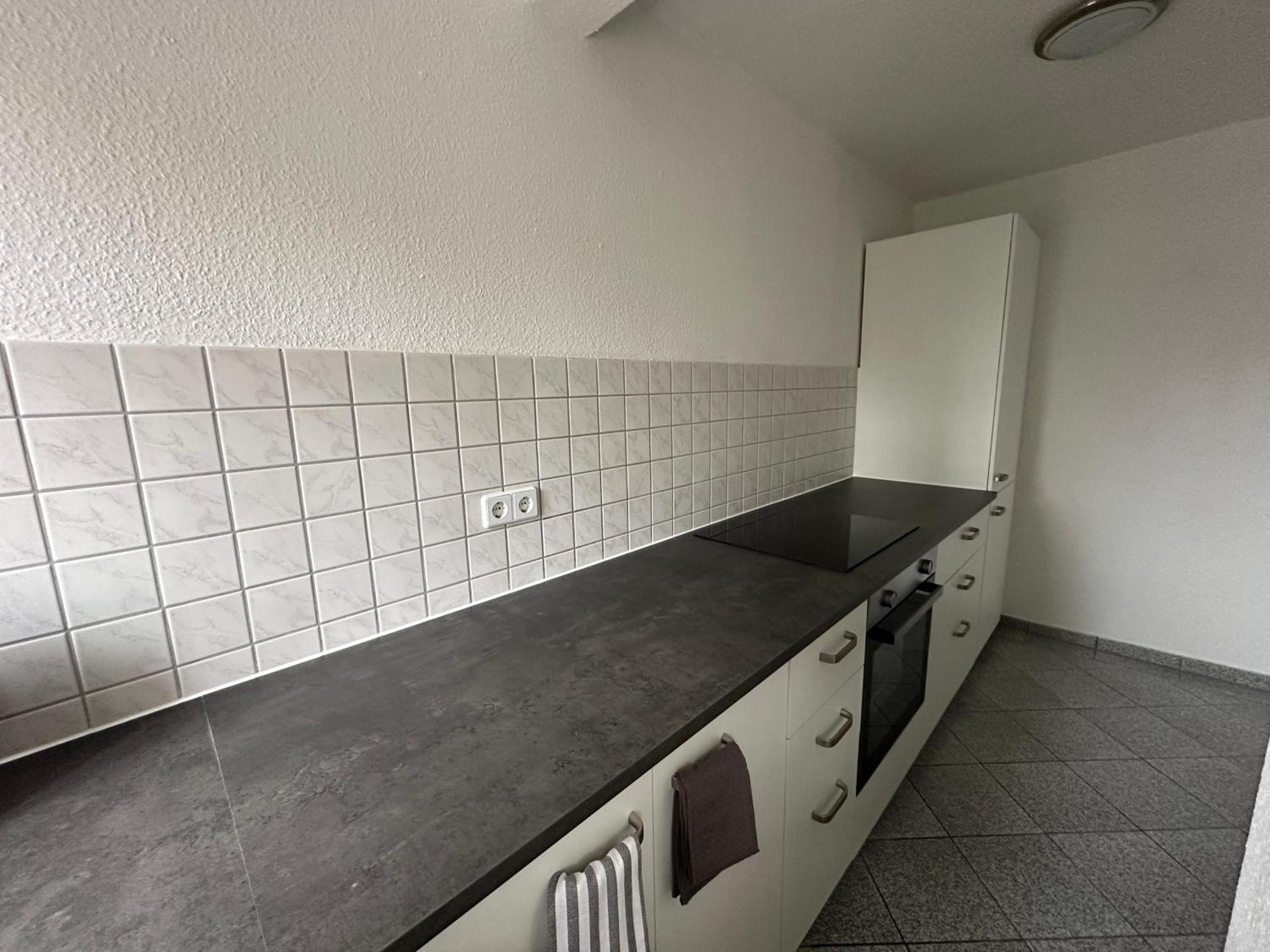 Modernes Familienapartment Mit Parkplatz Nahe Grosser Garten *