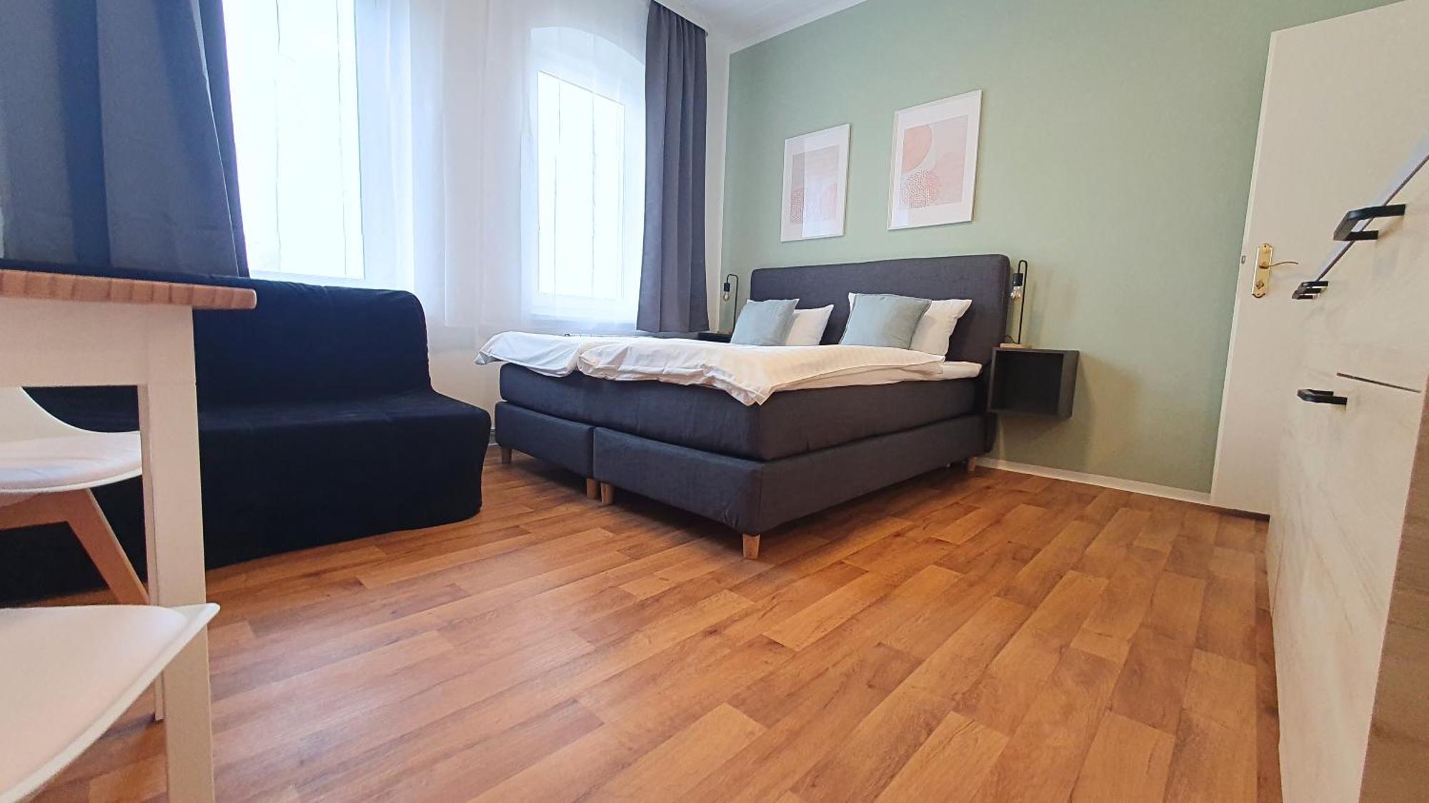 Aparthotel Good Mit Kostenlosen Parkplaetzen