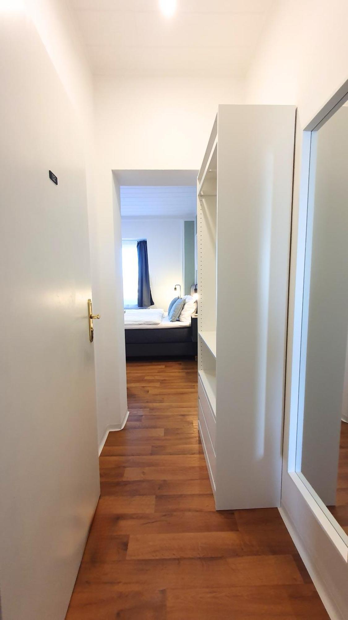 Aparthotel Good Mit Kostenlosen Parkplaetzen