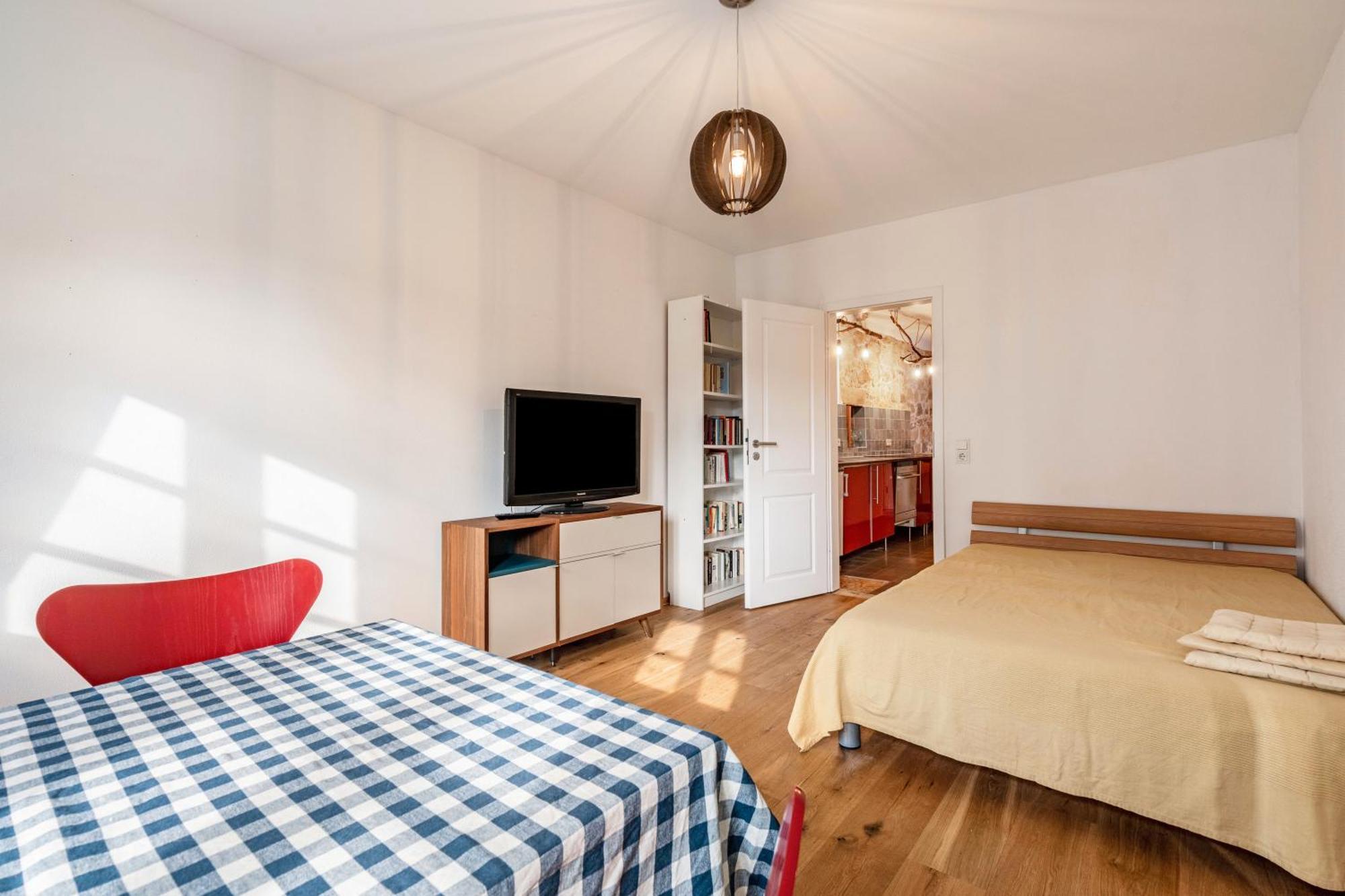 Apartment In Dresden-wachwitz