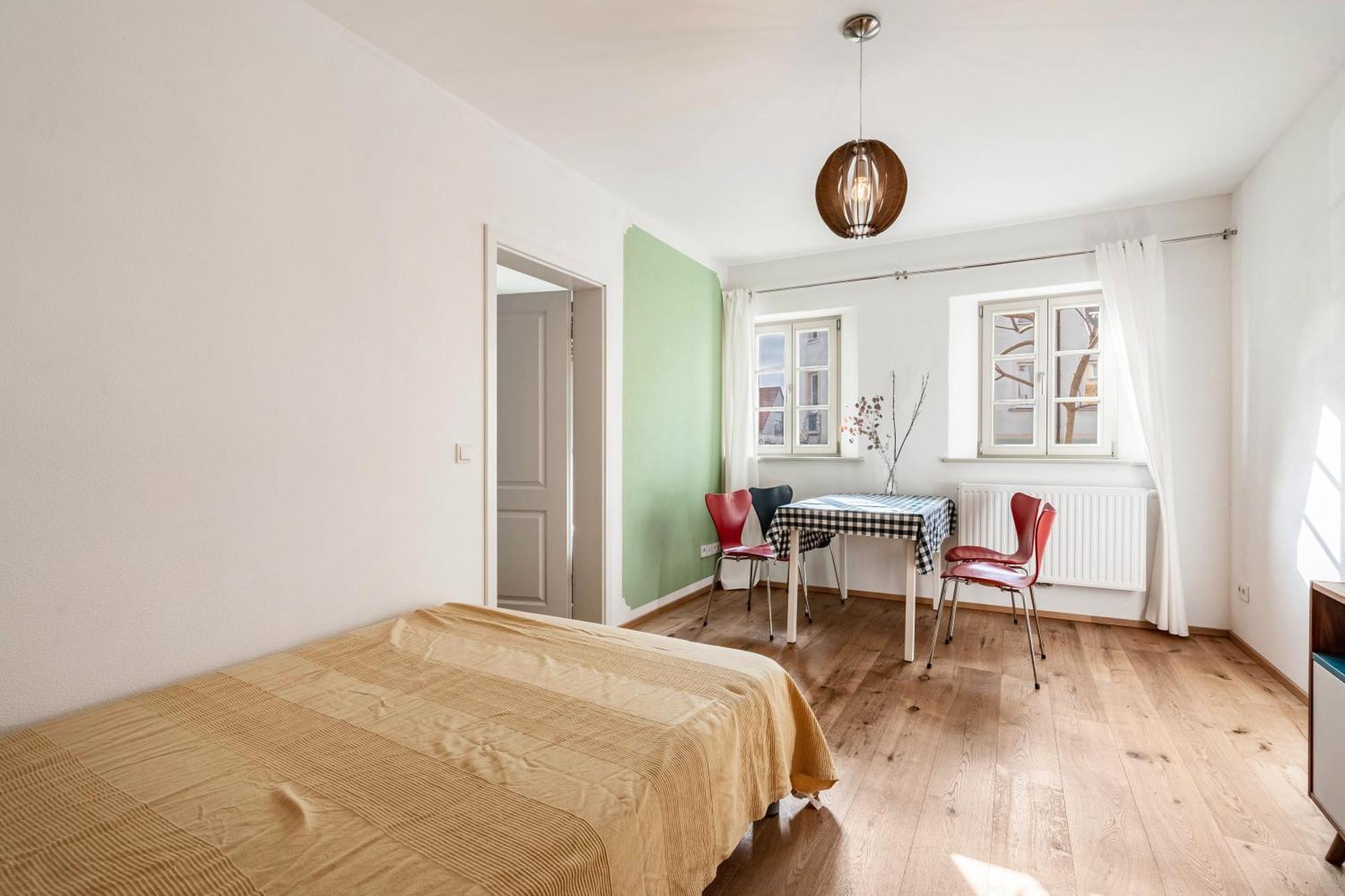 Apartment In Dresden-wachwitz