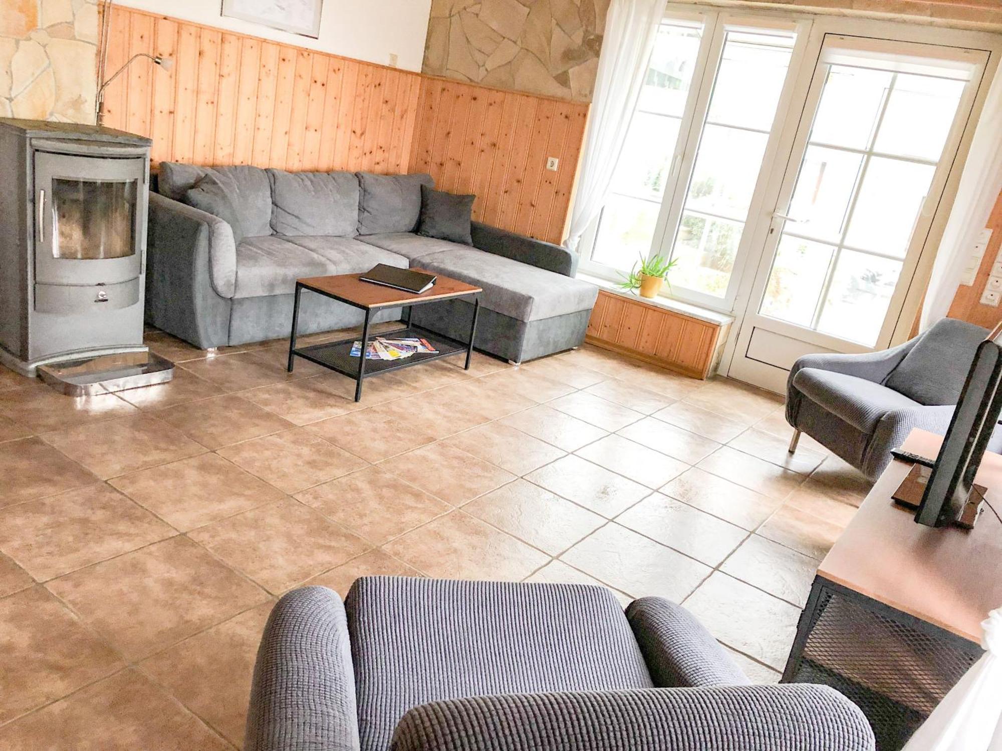 Gemuetliche In Niederpoyritz Mit Garten Appartement